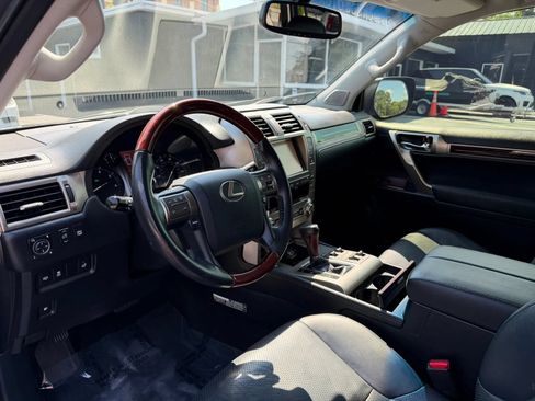 Used 2015 Lexus GX 460 Luxury AWD/4WD image 11