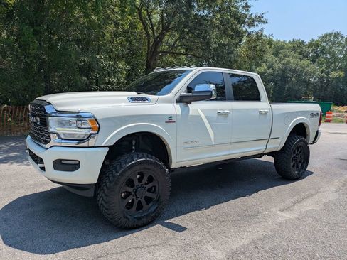 Used 2020 RAM 2500 Limited AWD/4WD image 8