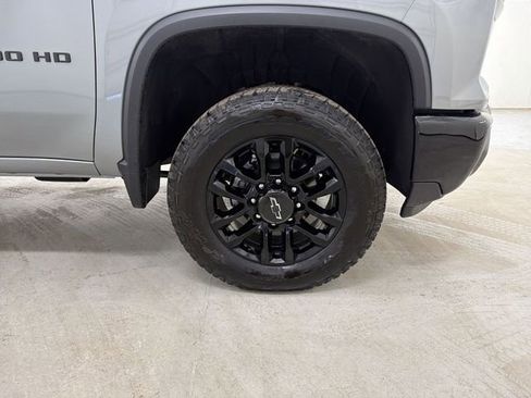 Certified 2025 Chevrolet Silverado 2500 Custom w/ Custom Value Package image 14