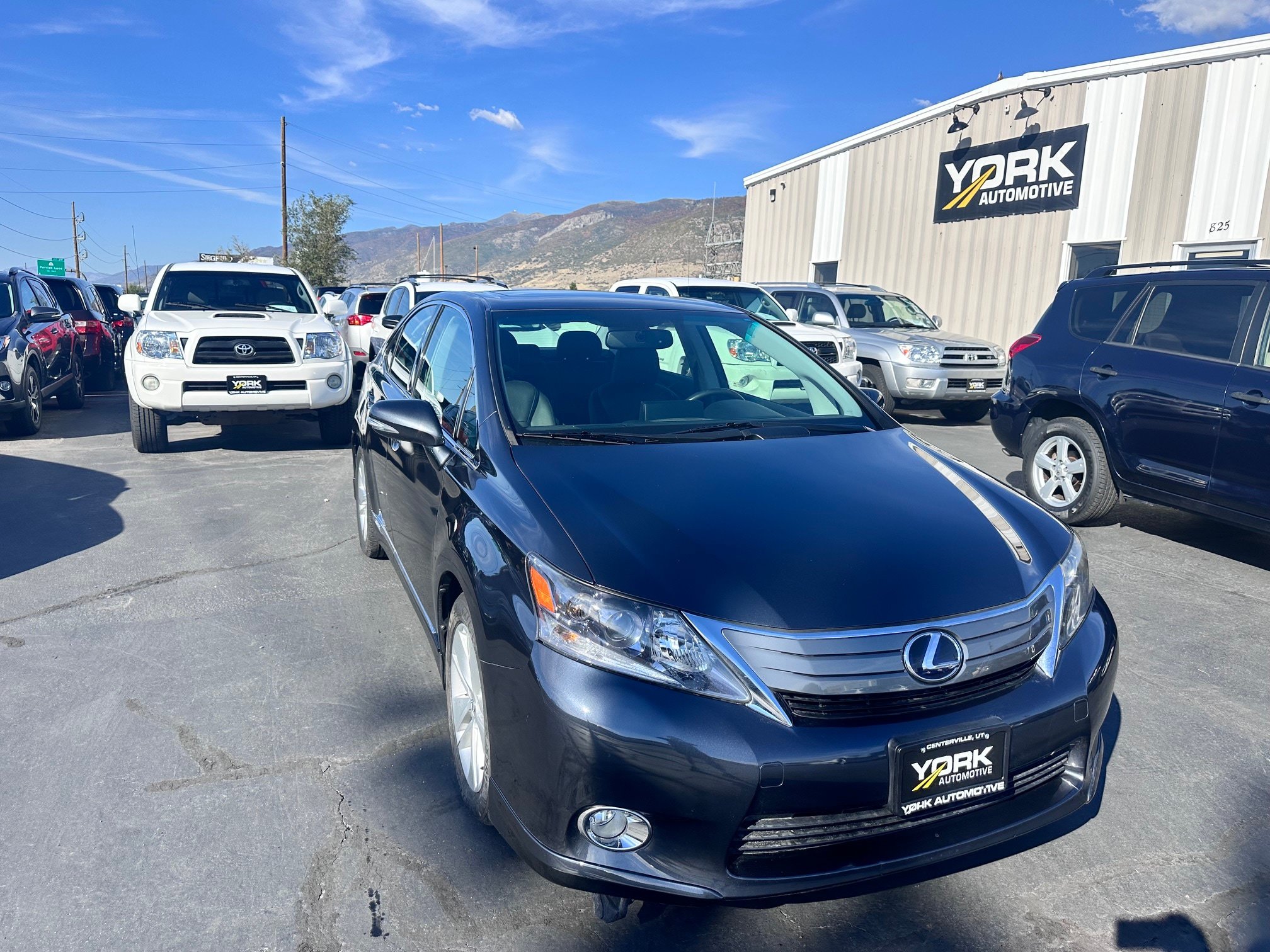 Used 2011 Lexus HS 250h FWD image 1