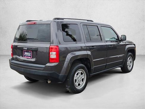 Used 2016 Jeep Patriot Sport FWD image 5