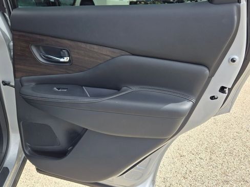 Used 2020 Nissan Murano Platinum AWD/4WD image 11