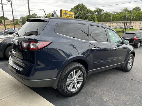 Used 2016 Chevrolet Traverse LT AWD/4WD image 12