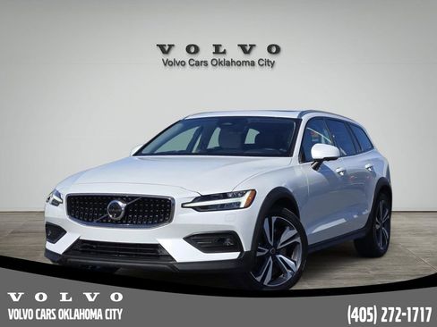 Certified 2024 Volvo V60 B5 Cross Country Plus w/ Protection Package Premier image 1
