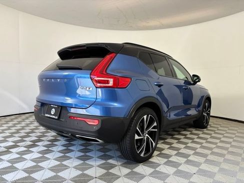 Used 2020 Volvo XC40 T5 R-Design AWD/4WD image 7
