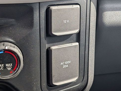 New 2025 Ford F550 4x4 Regular Cab Super Duty image 31