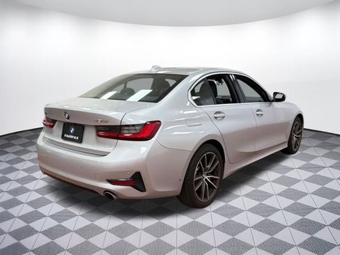 Used 2019 BMW 330i xDrive Sedan w/ Driving Assistance Package image 9