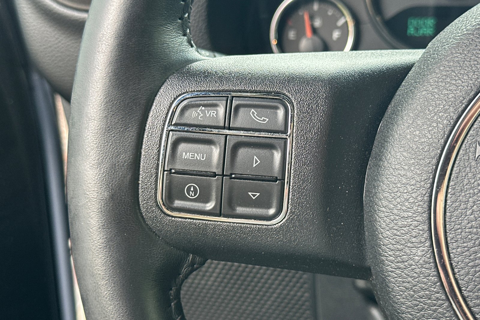 Used 2016 Jeep Wrangler Sport AWD/4WD image 31