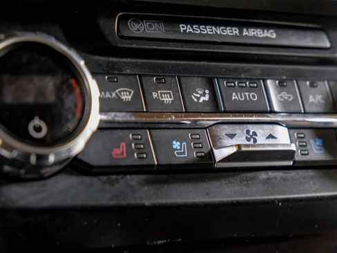 Used 2022 Ford F250 Lariat w/ Lariat Ultimate Package image 25