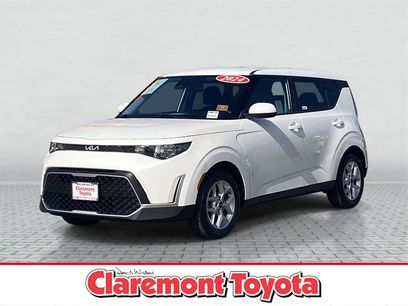 Used 2024 Kia Soul LX w/ Option Group 015