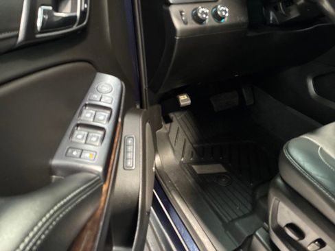 Used 2019 Chevrolet Tahoe LT AWD/4WD image 7