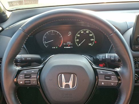 Certified 2025 Honda HR-V Sport image 19