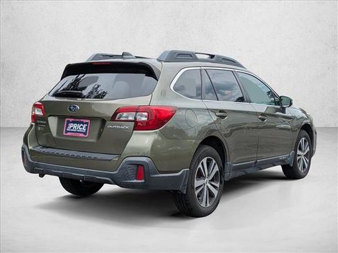 Used 2018 Subaru Outback 2.5i Limited AWD/4WD image 5