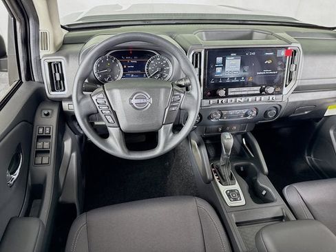 New 2026 Nissan Frontier SV w/ Tow Package AWD/4WD image 18
