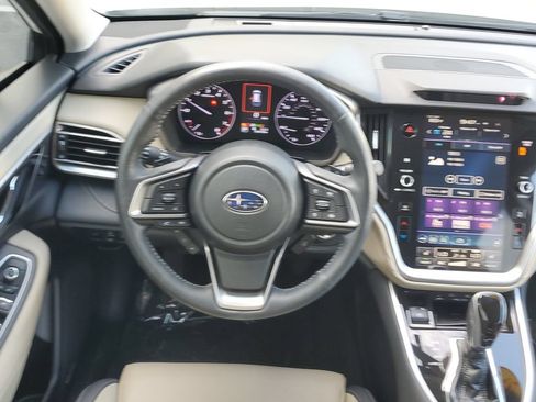 Used 2020 Subaru Outback Limited AWD/4WD image 18
