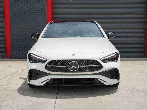 Used 2026 Mercedes-Benz CLE 300 4MATIC Coupe image 2