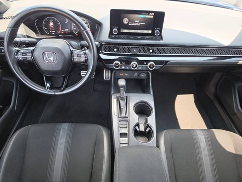 Used 2024 Honda Civic Sport image 10