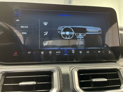 Used 2024 Ford Mustang Premium image 19