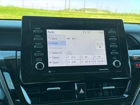 Used 2022 Toyota Camry LE image 17