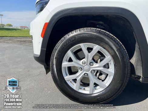 Used 2023 Jeep Grand Cherokee L Limited RWD image 38