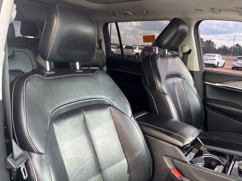 Used 2021 Jeep Grand Cherokee L Limited w/ MOPAR Finishing Package image 23