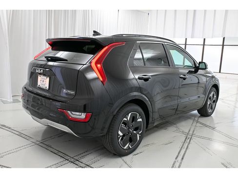 New 2025 Kia Niro Wave w/ Wave Preserve Package image 6
