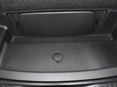 New 2026 Jeep Grand Cherokee L Limited AWD/4WD image 36