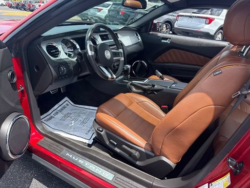 Used 2012 Ford Mustang Premium RWD image 13