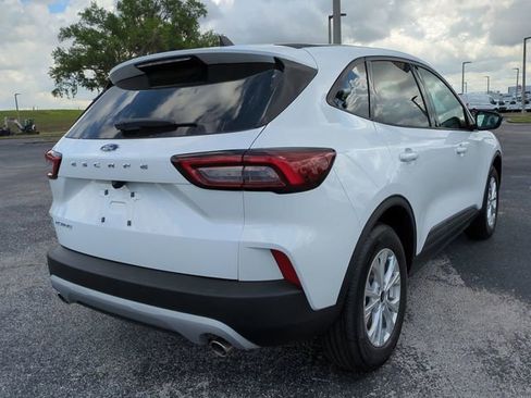 New 2026 Ford Escape Active image 5