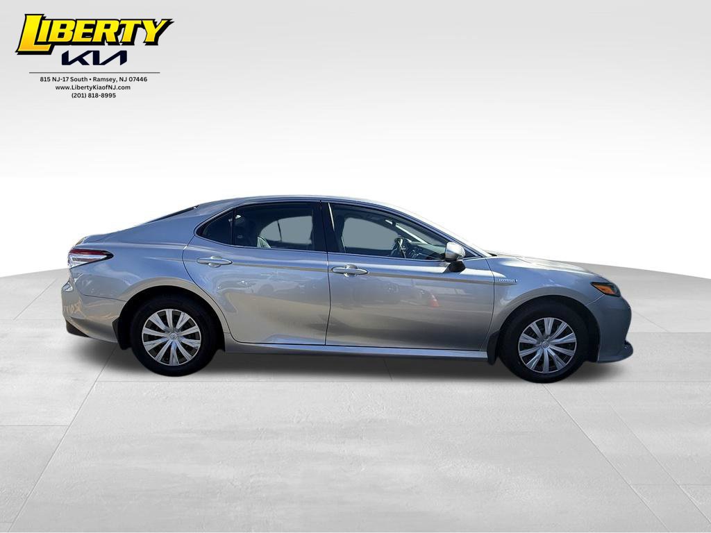Used 2020 Toyota Camry LE FWD image 8