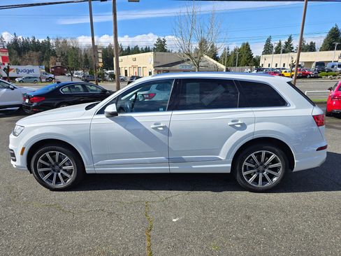 Used 2017 Audi Q7 3.0T Premium Plus w/ Premium Plus Package image 4