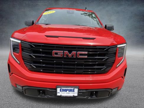 Used 2025 GMC Sierra 1500 Elevation AWD/4WD image 29