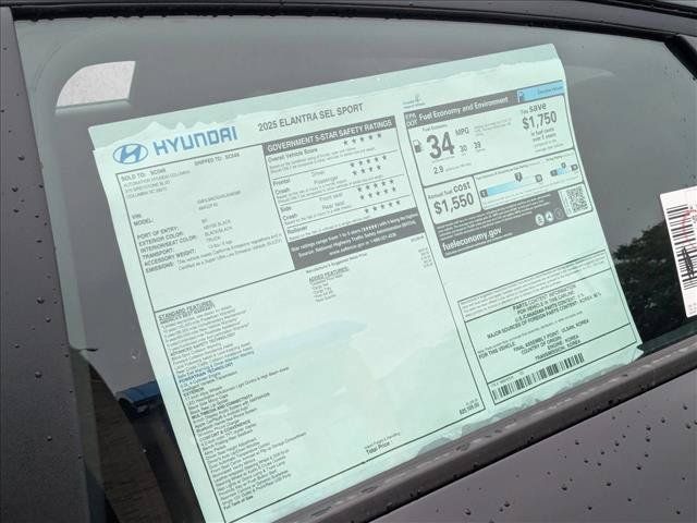 Used 2025 Hyundai Elantra Sport FWD image 22