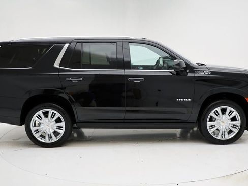 Used 2024 Chevrolet Tahoe High Country w/ Advanced Technology Package AWD/4WD image 3