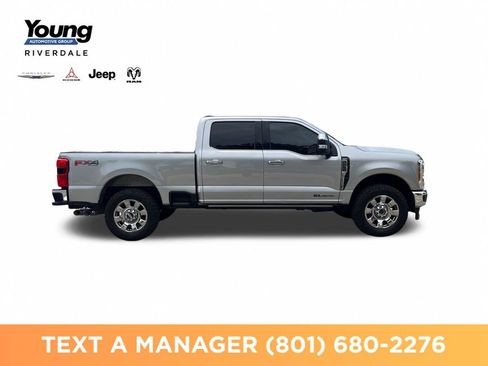 Used 2023 Ford F250 Lariat w/ Lariat Ultimate Package AWD/4WD image 6
