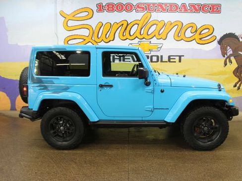 Used 2017 Jeep Wrangler Sahara AWD/4WD image 1