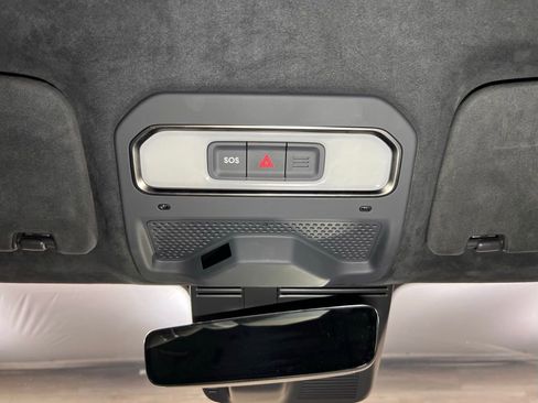 Used 2022 Rivian R1T Adventure image 24