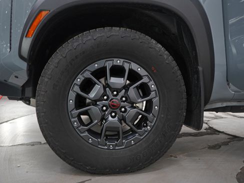 Used 2024 Nissan Frontier PRO-4X w/ Pro Premium Package image 31