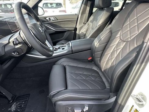 New 2026 BMW X5 xDrive40i w/ Premium Package image 14
