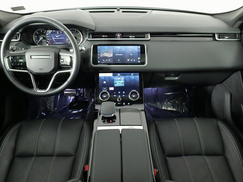 Used 2023 Land Rover Range Rover Velar R-Dynamic S image 36
