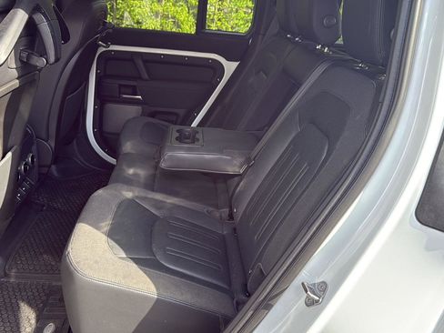 Used 2020 Land Rover Defender 110 S AWD/4WD image 13