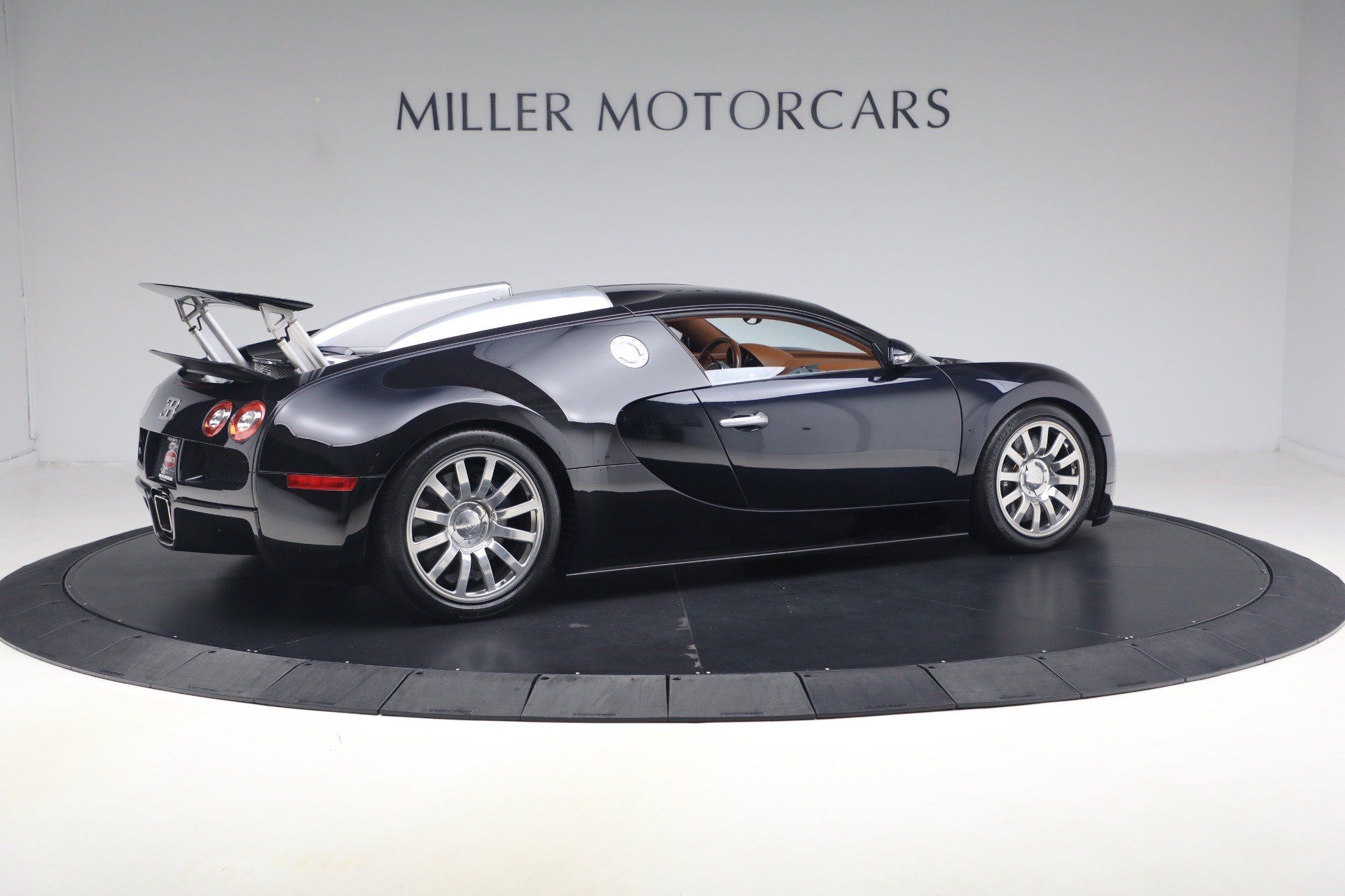 Used 2006 Bugatti Veyron AWD/4WD image 8