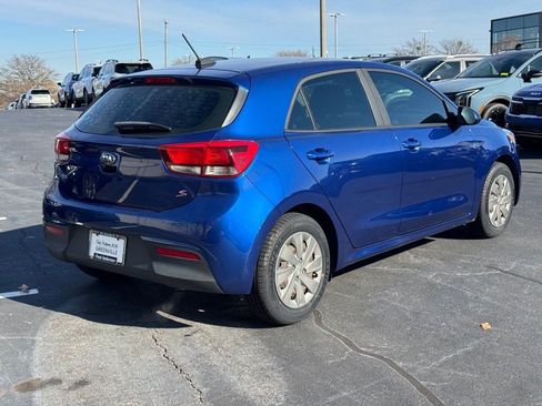 Certified 2019 Kia Rio S w/ Technology Package image 3