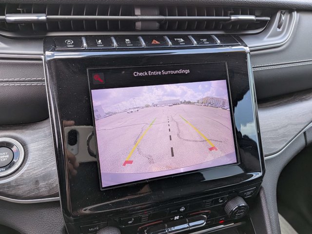 Used 2022 Jeep Grand Cherokee Limited w/ Trailer Tow Prep Group (B) RWD image 20