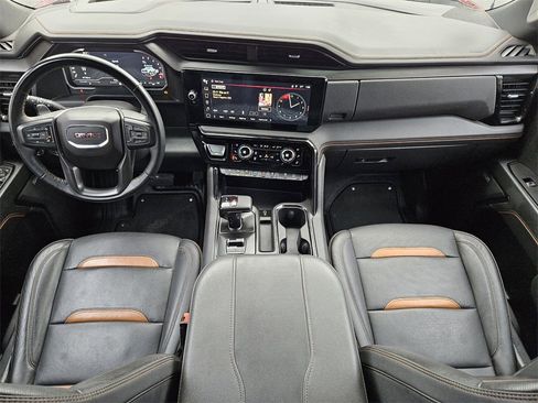 Used 2024 GMC Sierra 1500 AT4 w/ Technology Package image 20