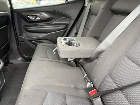 Used 2024 GMC Terrain SLE FWD image 20