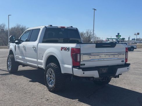 Used 2022 Ford F350 Limited image 9