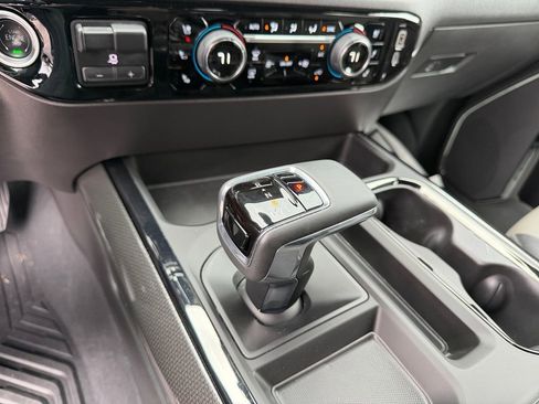 Used 2024 Chevrolet Silverado 1500 ZR2 w/ ZR2 Bison Edition AWD/4WD image 21