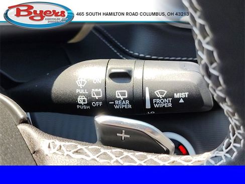 New 2025 Jeep Grand Cherokee Altitude image 19