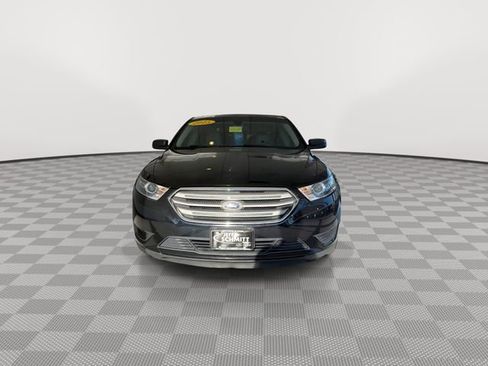 Used 2015 Ford Taurus SE FWD image 3